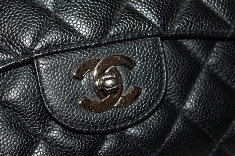 chanel caviar leather flap